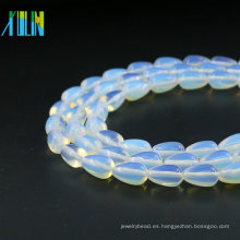 Comercio al por mayor DIY XA0001 Laboratorio sintético Opal Drop Shape Opal White Color Stone Perlas sueltas para la venta